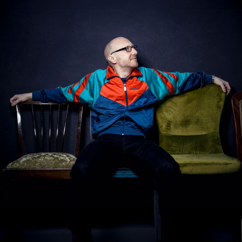 ralf-senkel_derhatgesessen_stuehlecollihaas_2763x2763px