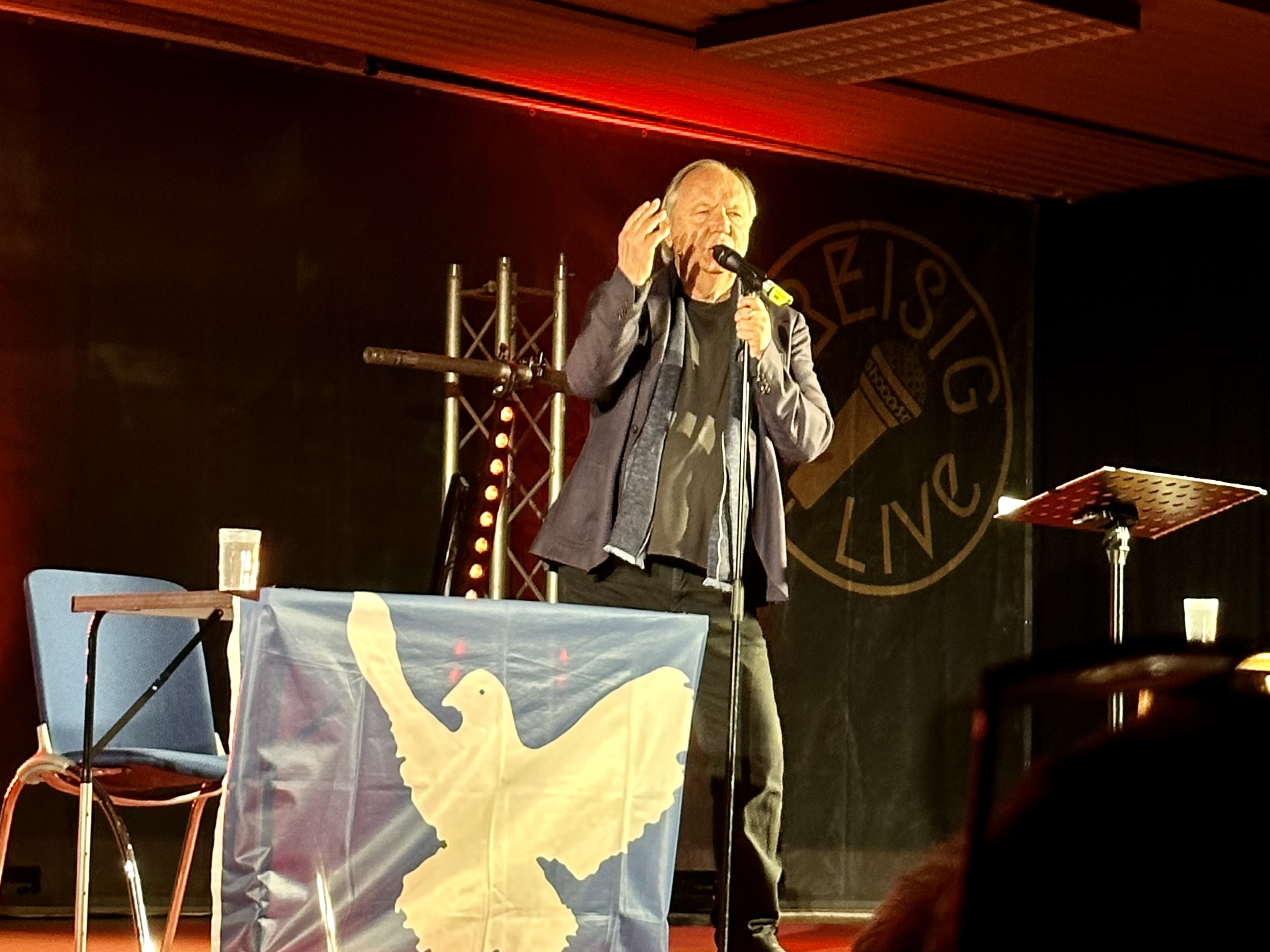 Wilfried Schmickler begeistert Publikum in Bad Breisig