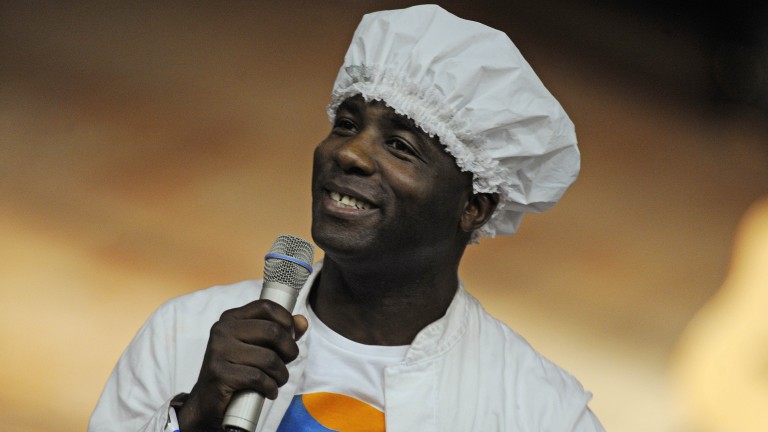 Dave Davis im Bad Breisiger &quot;Kulturschuppen&quot; Jahnhalle